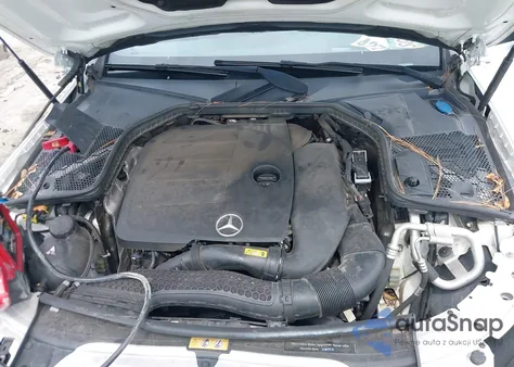 2019 Mercedes-Benz C 300 from USA, damaged, VIN WDDWK8DB7KF806938